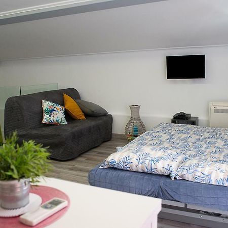 Apartamento Terrace เซซิมบรา ภายนอก รูปภาพ