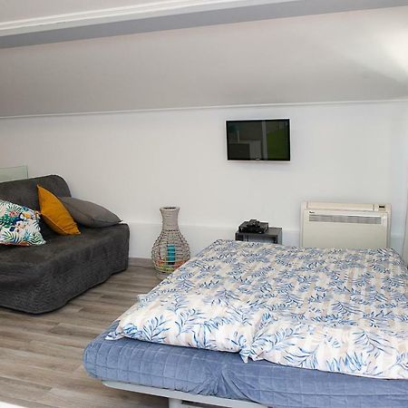 Apartamento Terrace เซซิมบรา ภายนอก รูปภาพ